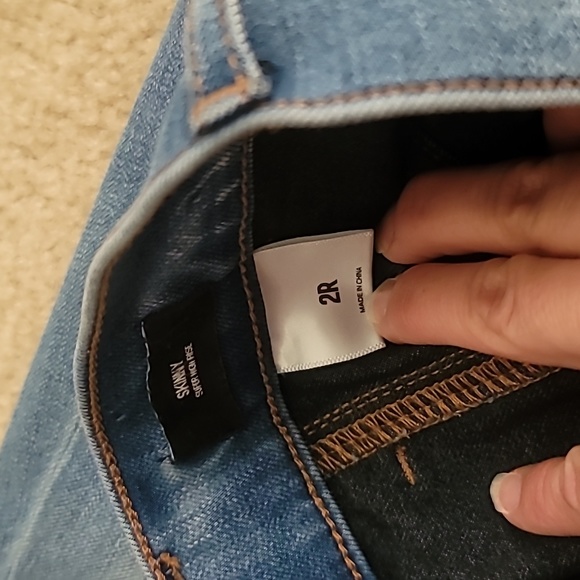 Express Skinny Jeans 2R with crease - Picture 3 of 4